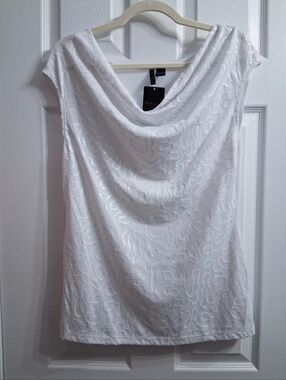 Nue Options Sequin Top Tee White Comfy Soft Lightweight Petite Tank